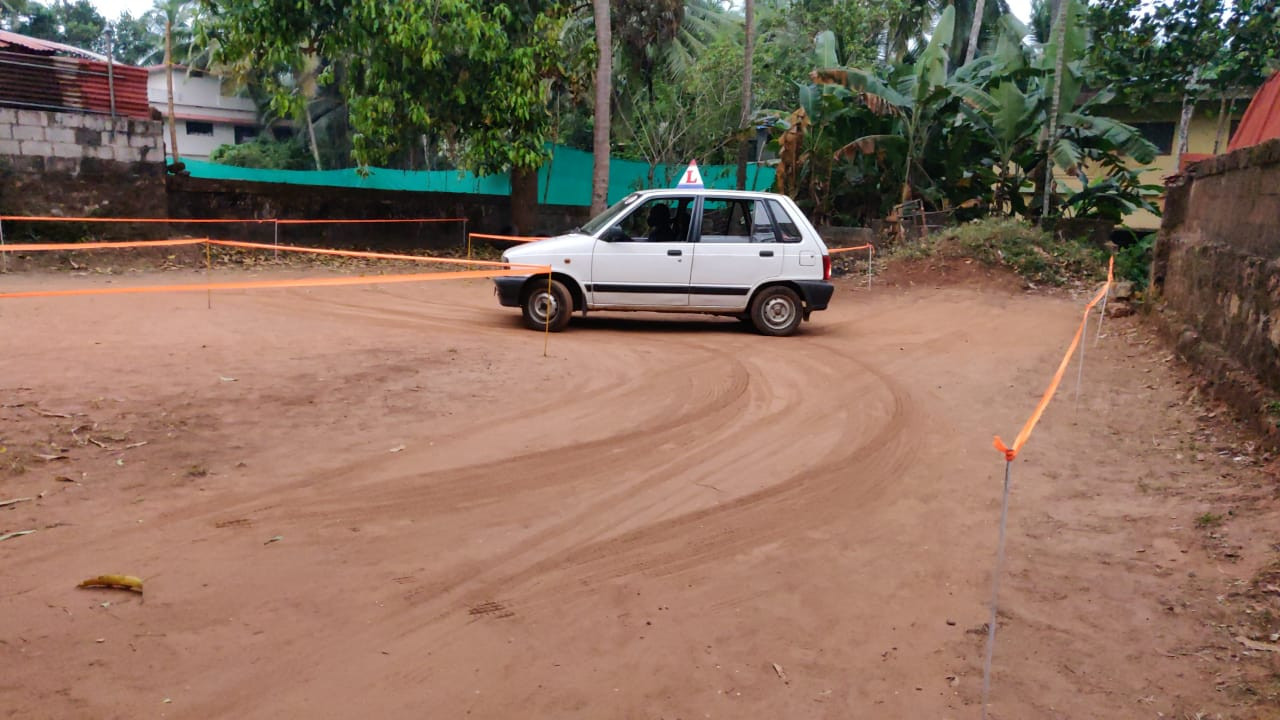 DREAMS DRIVING SCHOOL